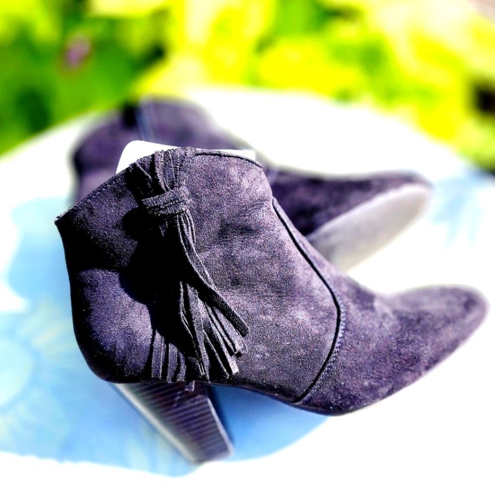 REPORT Black Suede Boots with Fringe